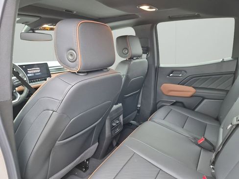 New 2026 GMC Canyon AT4 w/ Technology Plus Package image 18