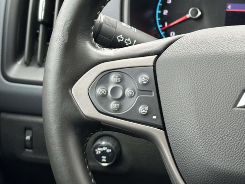Used 2022 Chevrolet Colorado Z71 w/ Z71 Midnight Edition image 24