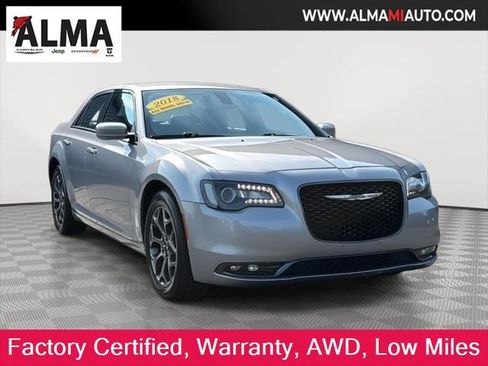 Certified 2018 Chrysler 300 S image 1