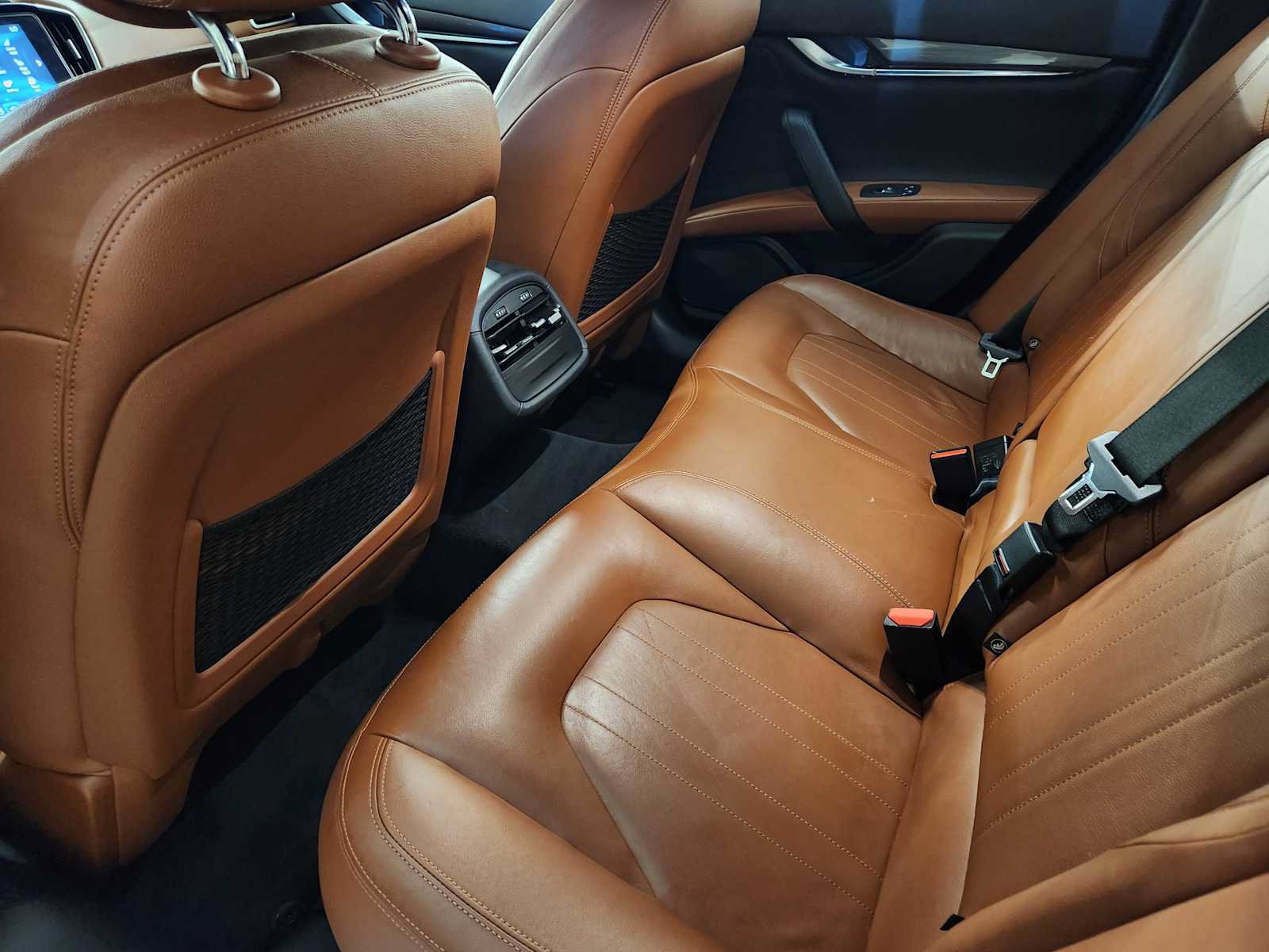 Used 2017 Maserati Ghibli RWD image 29