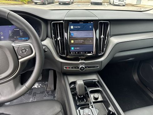 Certified 2025 Volvo XC60 B5 Core w/ Climate Package image 21