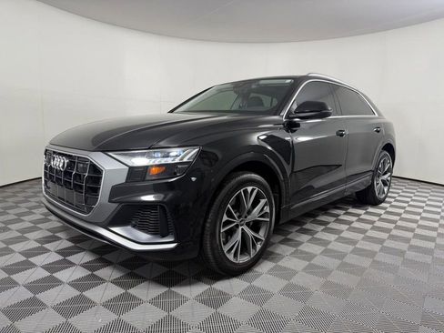 Used 2023 Audi Q8 Premium Plus image 6