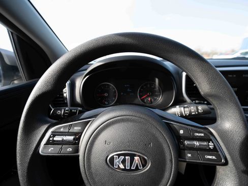 Used 2021 Kia Sportage LX image 15