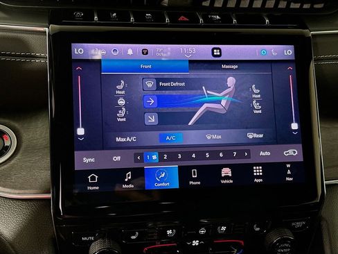 Certified 2025 Jeep Grand Cherokee Overland w/ Luxury Tech Group IV image 26