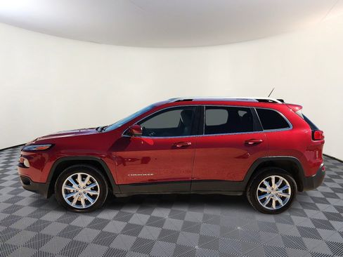 Used 2015 Jeep Cherokee Limited image 2
