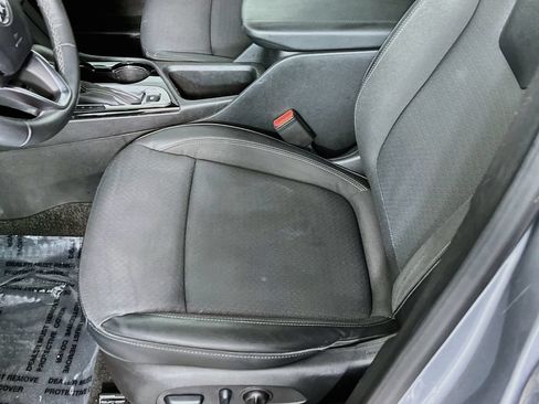 Certified 2023 Buick Encore GX Select FWD image 18