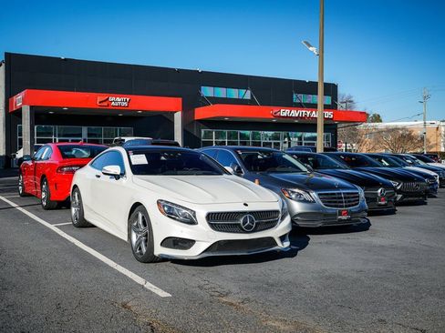 Used 2016 Dodge Challenger SXT image 30