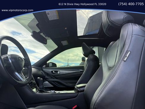 Used 2018 INFINITI Q60 3.0t Luxe image 10