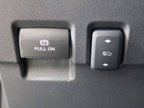 Used 2024 Ford F350 Lariat w/ Sport Appearance Package image 25