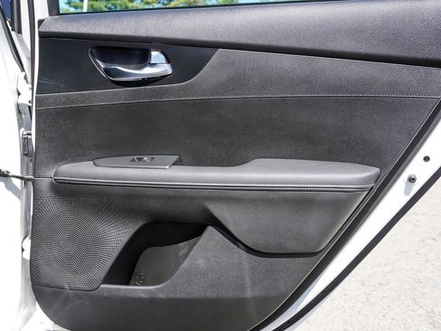 Used 2023 Kia Forte GT-Line w/ GT-Line Premium Package FWD image 24