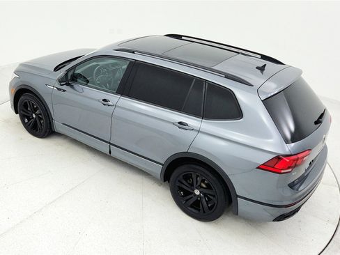 Used 2023 Volkswagen Tiguan SE R-Line image 14