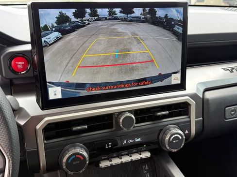 Used 2024 Toyota Tacoma TRD Off-Road AWD/4WD image 16