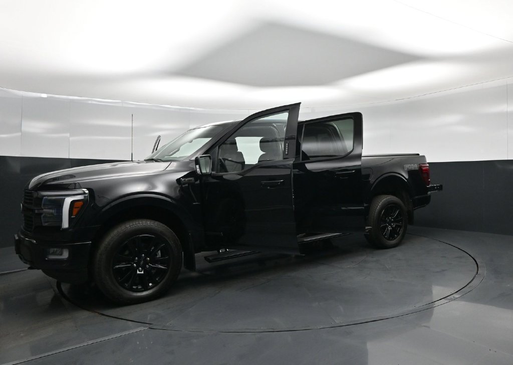Used 2024 Ford F150 Platinum w/ FX4 Off-Road Package AWD/4WD image 29