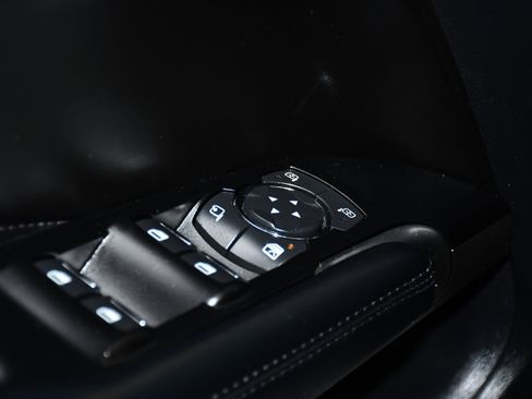 Used 2019 Lincoln MKC Select w/ Select Plus Package image 33