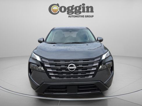 New 2026 Nissan Rogue SV FWD image 8