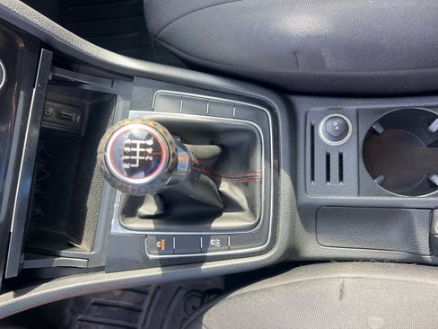 Used 2016 Volkswagen GTI S FWD image 33