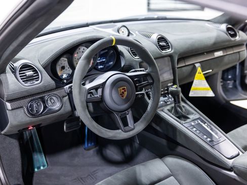 Used 2024 Porsche 718 Boxster Spyder RS image 42