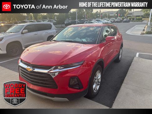 Used 2022 Chevrolet Blazer LT FWD image 1