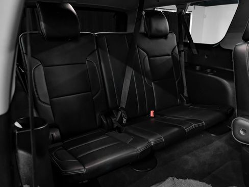 Used 2020 GMC Yukon XL Denali RWD image 47