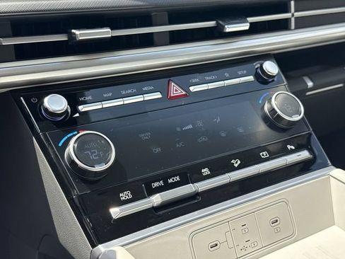 New 2026 Hyundai Santa Fe SE AWD/4WD image 18