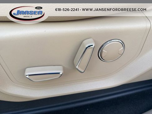 Used 2017 Ford F250 Lariat w/ Lariat Value Package image 9