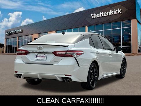 Used 2020 Toyota Camry XSE image 6