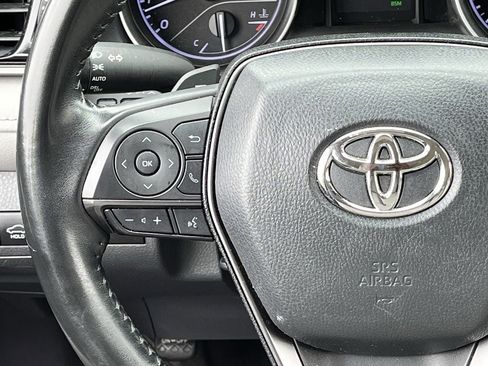 Used 2024 Toyota Camry SE w/ Convenience Package FWD image 12