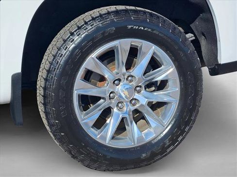 Used 2021 Chevrolet Silverado 1500 LTZ w/ Z71 Off-Road Package image 21