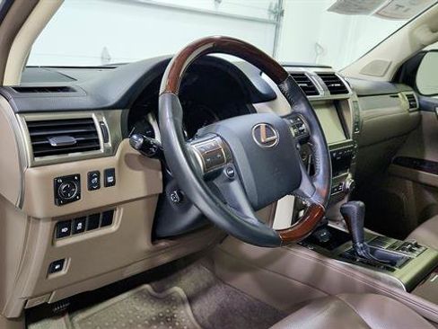 Used 2019 Lexus GX 460 Premium image 14