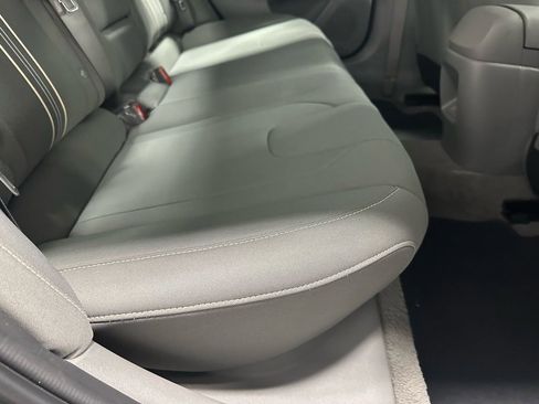 Used 2025 Hyundai Elantra SEL image 47