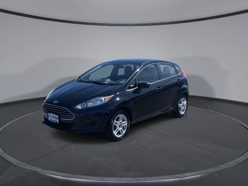 Used 2018 Ford Fiesta SE image 5