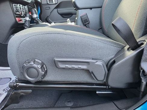 New 2026 Jeep Gladiator Rubicon image 12