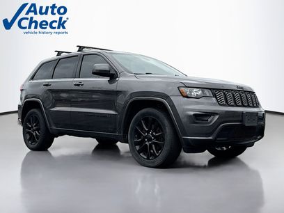 Used 2019 Jeep Grand Cherokee Altitude