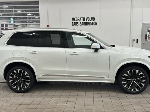 New 2026 Volvo XC90 T8 Ultra w/ Protection Package AWD/4WD image 4
