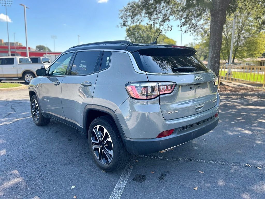 Used 2023 Jeep Compass Limited AWD/4WD image 5