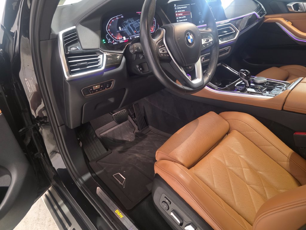 Used 2023 BMW X5 xDrive40i w/ Premium Package AWD/4WD image 18