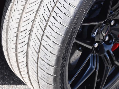 Used 2023 Chevrolet Corvette Z06 image 14