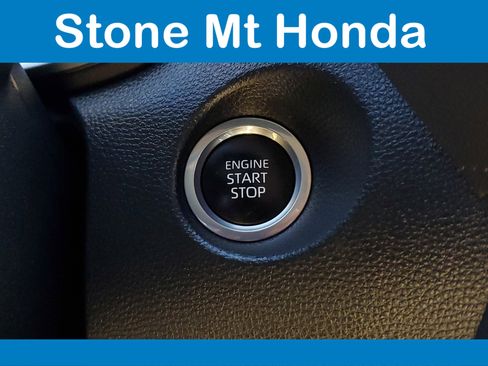 Used 2023 Toyota Corolla Cross XLE image 33