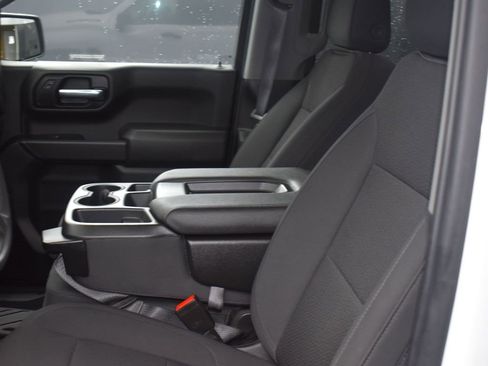 Used 2021 Chevrolet Silverado 1500 Custom image 7