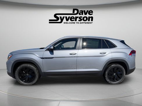 New 2026 Volkswagen Atlas Cross Sport SE AWD/4WD image 2