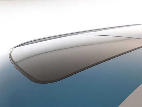 Used 2024 Kia EV9 Land image 10