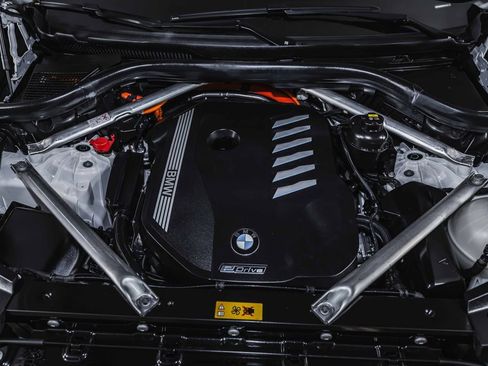 Used 2023 BMW X5 xDrive45e w/ Parking Assistance Package image 38