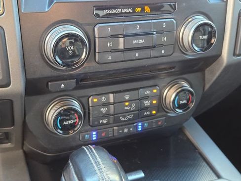 Used 2018 Ford F150 Raptor w/ Equipment Group 802A Luxury AWD/4WD image 22