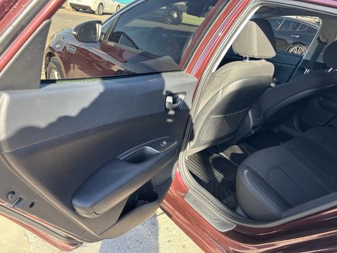 Used 2020 Kia Optima LX image 16