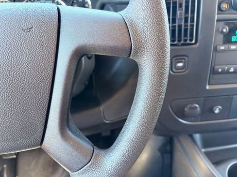 New 2026 Chevrolet Express 2500 Extended RWD image 27