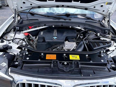 Used 2017 BMW X3 xDrive28i image 32
