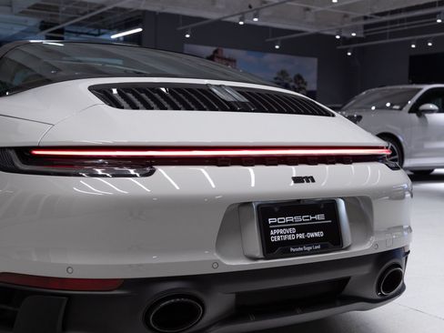 Certified 2024 Porsche 911 Targa 4 GTS w/ Premium Package AWD/4WD image 34