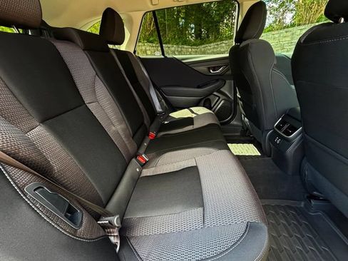 Used 2025 Subaru Outback Premium w/ Popular Package #1A AWD/4WD image 35