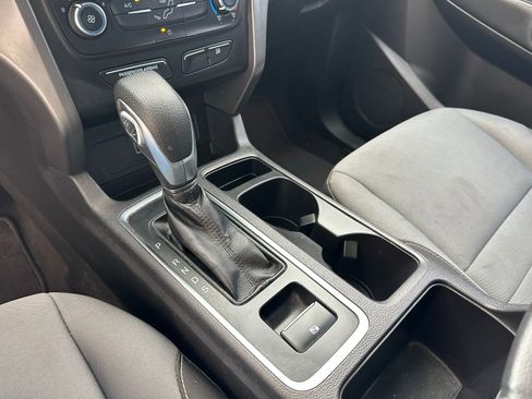 Used 2019 Ford Escape S image 16