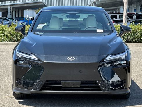 New 2026 Lexus ES 350e FWD image 9